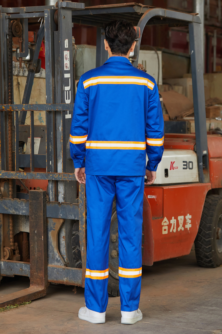 春秋季工作服.jpg